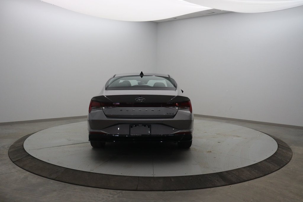 Hyundai Elantra Hybrid Luxury 2023 à Chicoutimi, Québec - 5 - w1024h768px