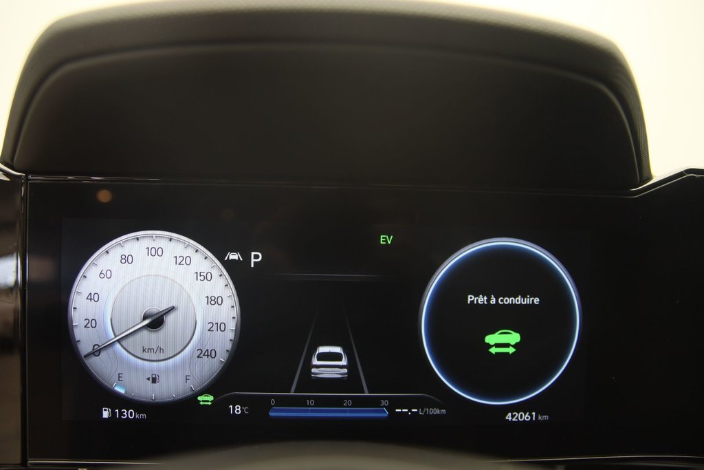 Hyundai Elantra Hybrid Luxury 2023 à Chicoutimi, Québec - 13 - w1024h768px