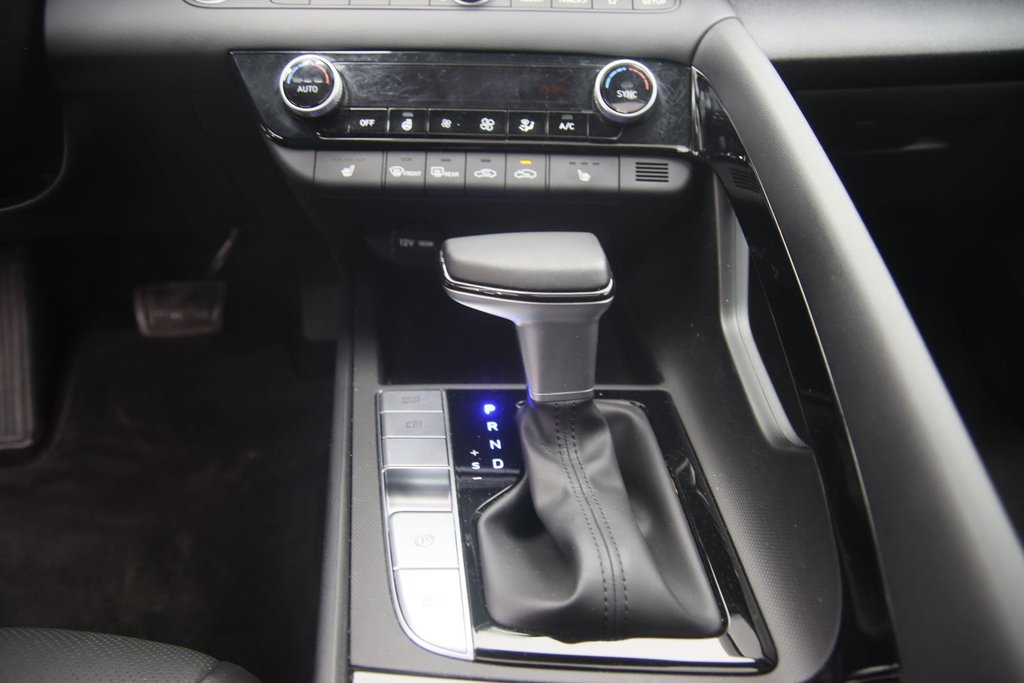 Hyundai Elantra Hybrid Luxury 2023 à Chicoutimi, Québec - 14 - w1024h768px