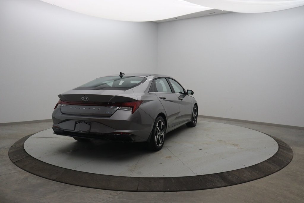 Hyundai Elantra Hybrid Luxury 2023 à Chicoutimi, Québec - 4 - w1024h768px