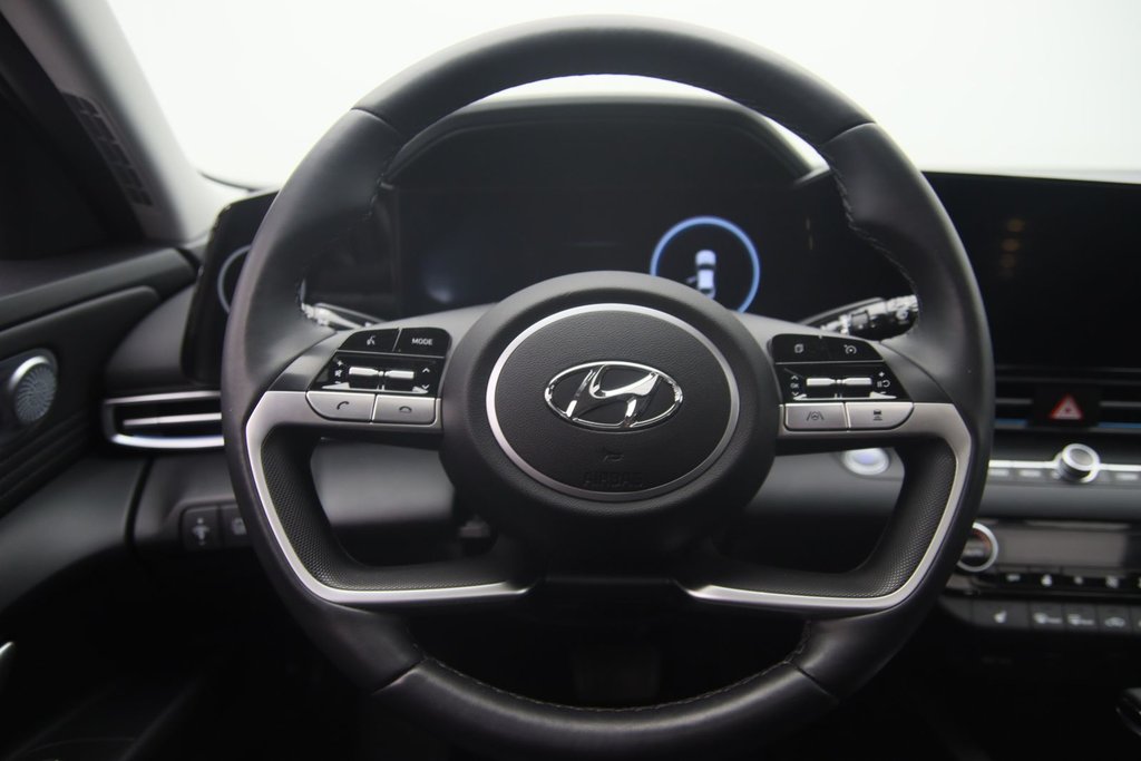 Hyundai Elantra Hybrid Luxury 2023 à Chicoutimi, Québec - 12 - w1024h768px