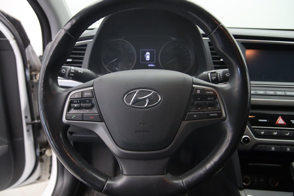 2018 Hyundai Elantra in Sept-Îles, Quebec - 11 - w1024h768px