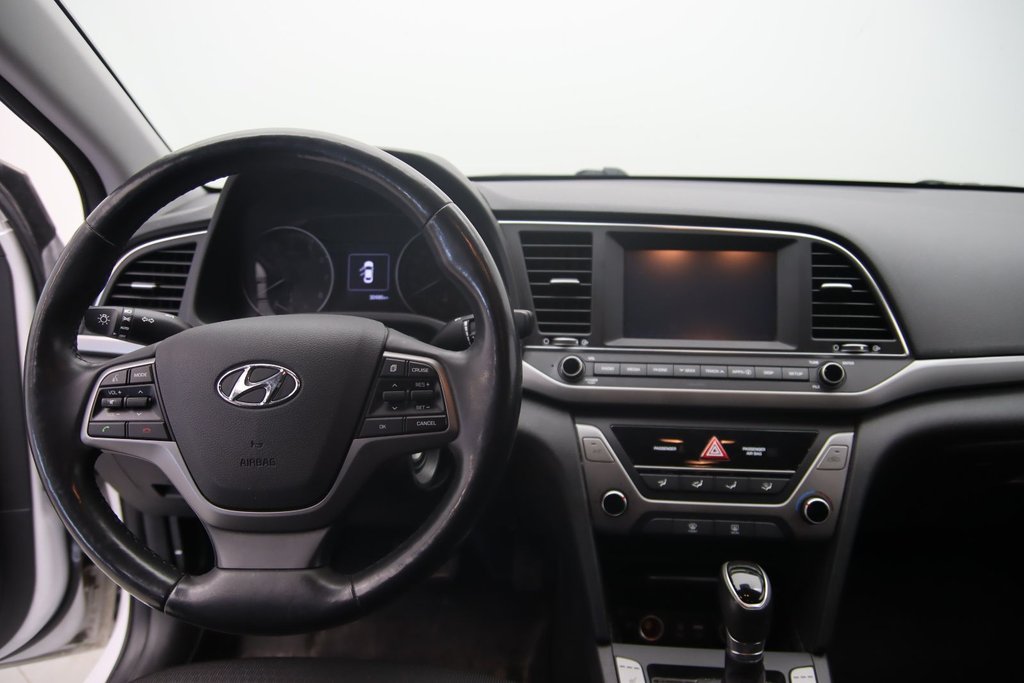 2018 Hyundai Elantra in Sept-Îles, Quebec - 10 - w1024h768px