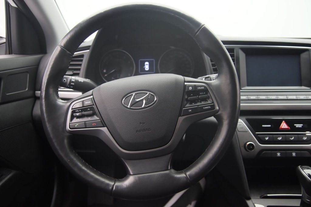 2018 Hyundai Elantra in Sept-Îles, Quebec - 11 - w1024h768px