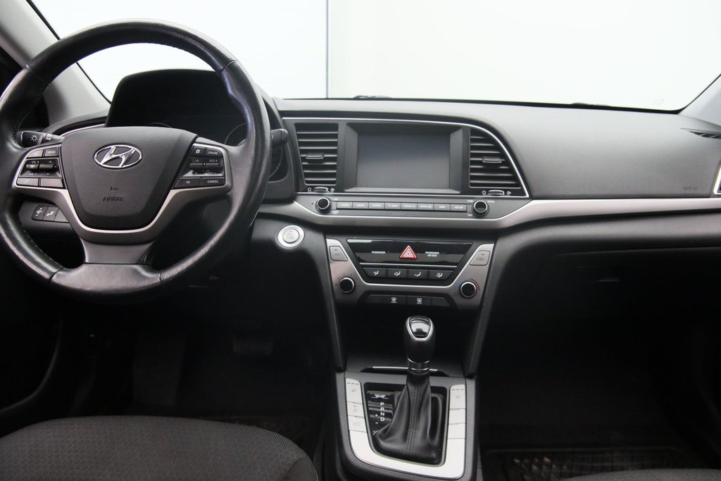 2018 Hyundai Elantra in Jonquière, Quebec - 11 - w1024h768px