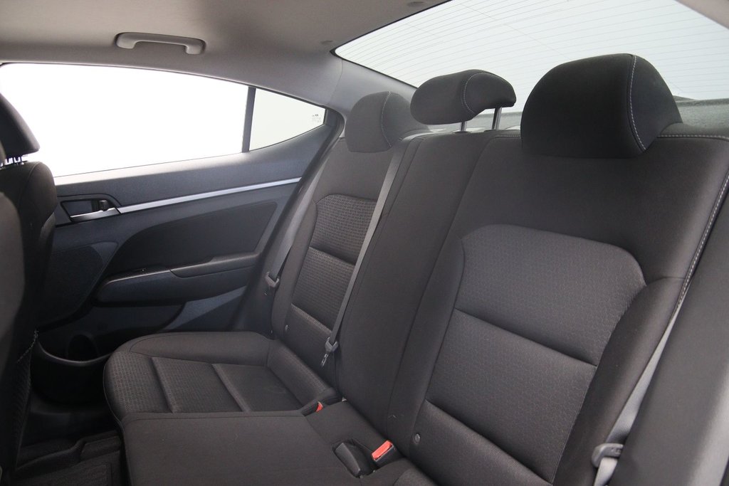 2018 Hyundai Elantra in Jonquière, Quebec - 9 - w1024h768px