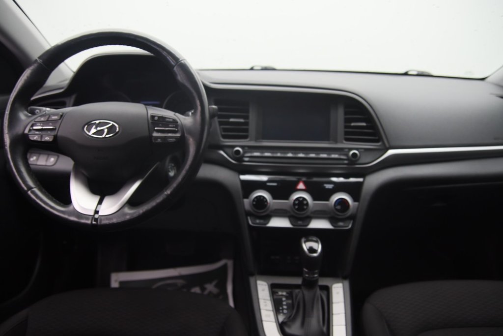 Hyundai Elantra  2019 à Sept-Îles, Québec - 10 - w1024h768px