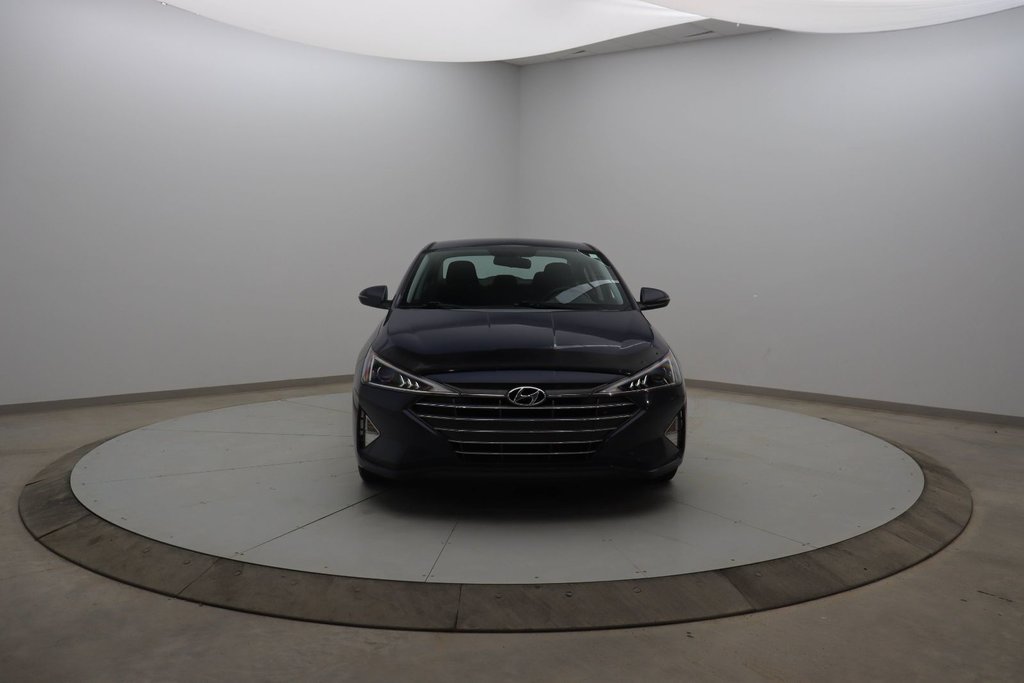 2020 Hyundai Elantra in Jonquière, Quebec - 2 - w1024h768px