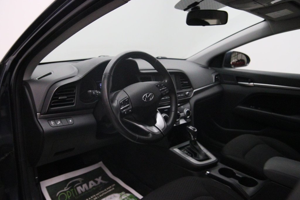 2020 Hyundai Elantra in Jonquière, Quebec - 6 - w1024h768px