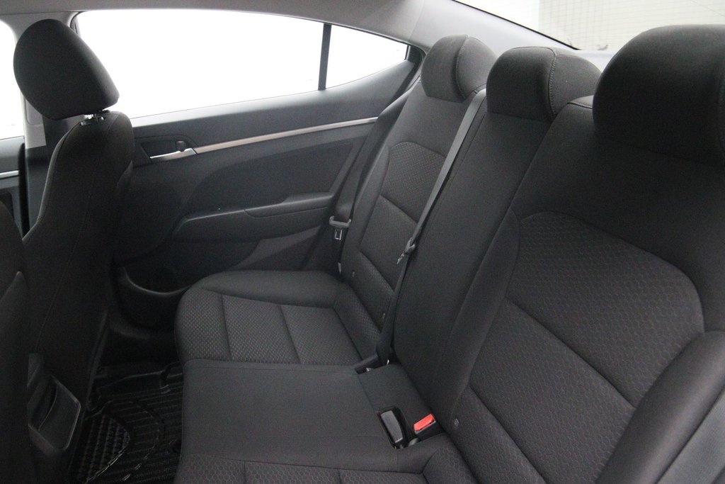 2020 Hyundai Elantra in Jonquière, Quebec - 9 - w1024h768px