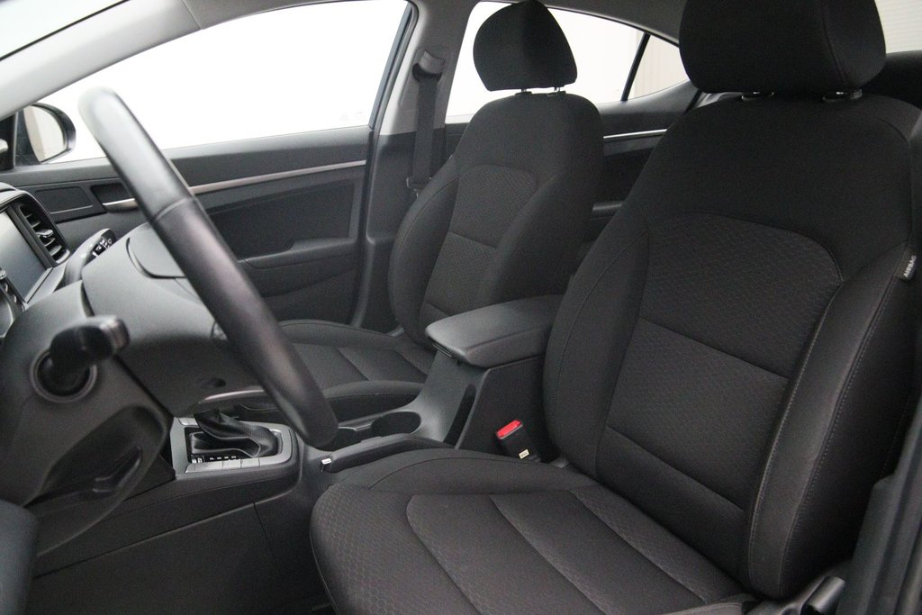 2020 Hyundai Elantra in Jonquière, Quebec - 7 - w1024h768px