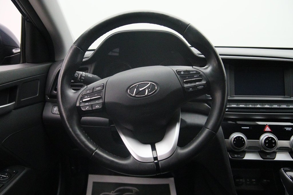 2020 Hyundai Elantra in Jonquière, Quebec - 11 - w1024h768px