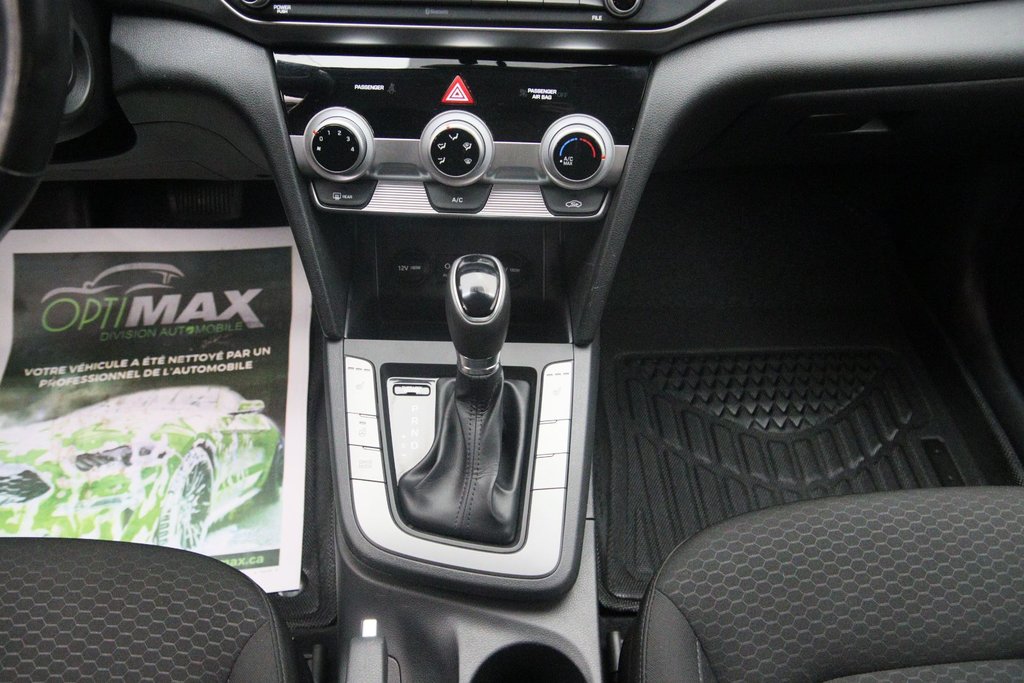 2020 Hyundai Elantra in Jonquière, Quebec - 13 - w1024h768px
