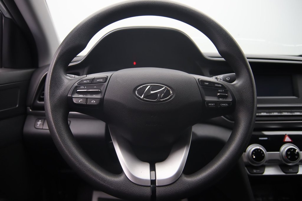 2020 Hyundai Elantra in Sept-Îles, Quebec - 11 - w1024h768px