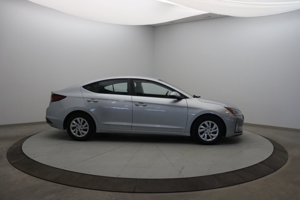 2020 Hyundai Elantra in Sept-Îles, Quebec - 3 - w1024h768px