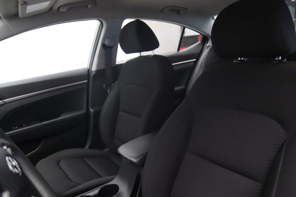 2020 Hyundai Elantra in Sept-Îles, Quebec - 7 - w1024h768px