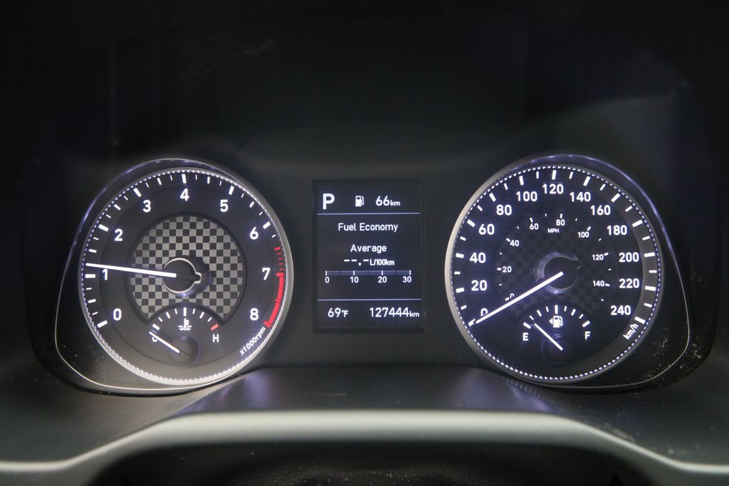 Hyundai Elantra  2020 à Jonquière, Québec - 13 - w1024h768px