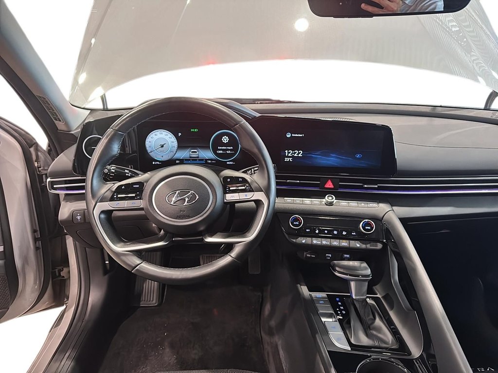 Hyundai Elantra  2021 à Baie-Comeau, Québec - 7 - w1024h768px