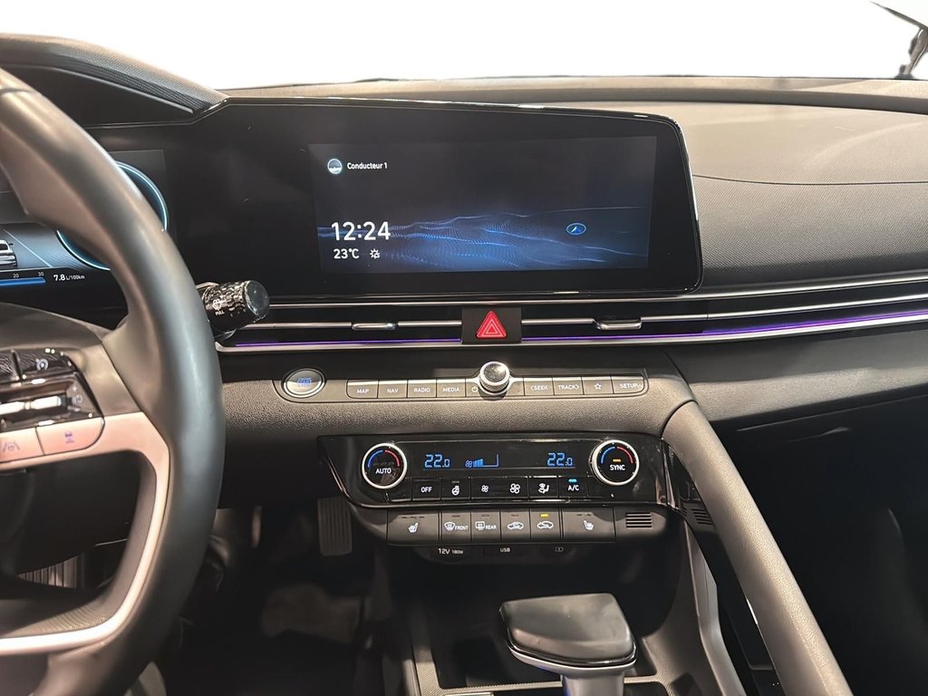 Hyundai Elantra  2021 à Baie-Comeau, Québec - 16 - w1024h768px