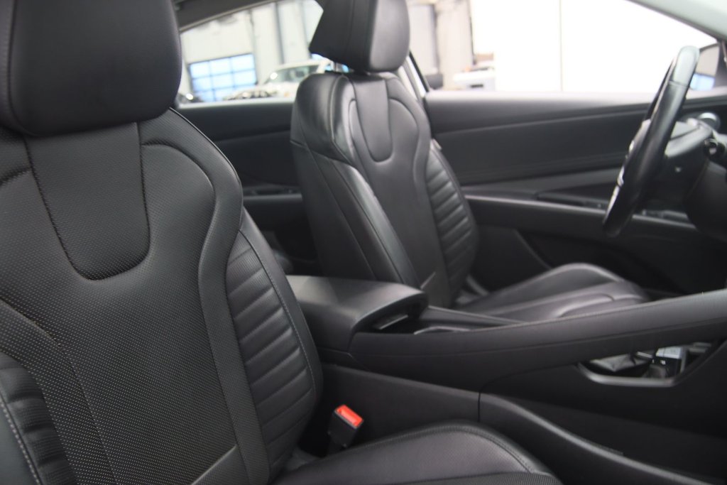 Hyundai Elantra  2022 à Baie-Comeau, Québec - 16 - w1024h768px