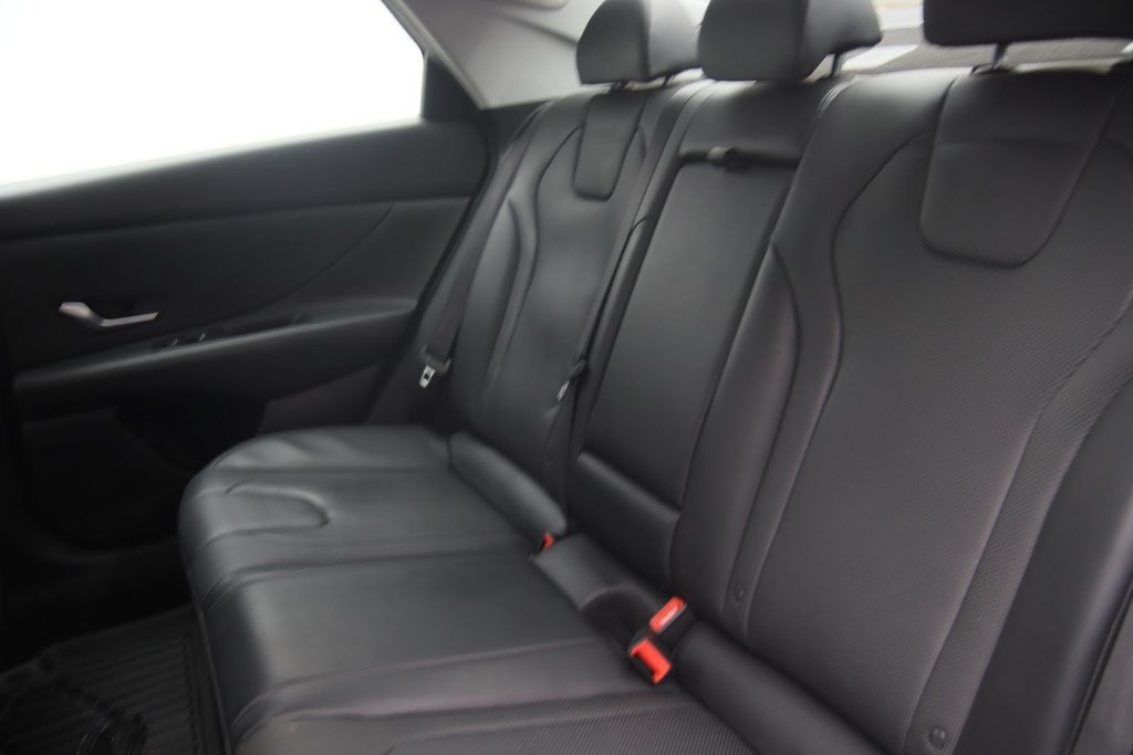 Hyundai Elantra  2022 à Baie-Comeau, Québec - 10 - w1024h768px