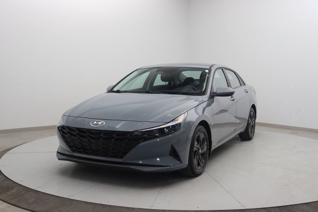 2023 Hyundai Elantra in Jonquière, Quebec - 1 - w1024h768px