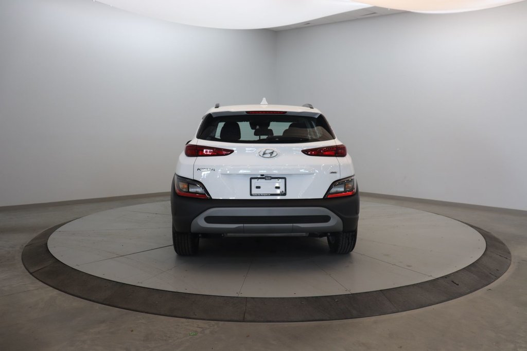 Hyundai Kona Essential 2023 à Jonquière, Québec - 5 - w1024h768px