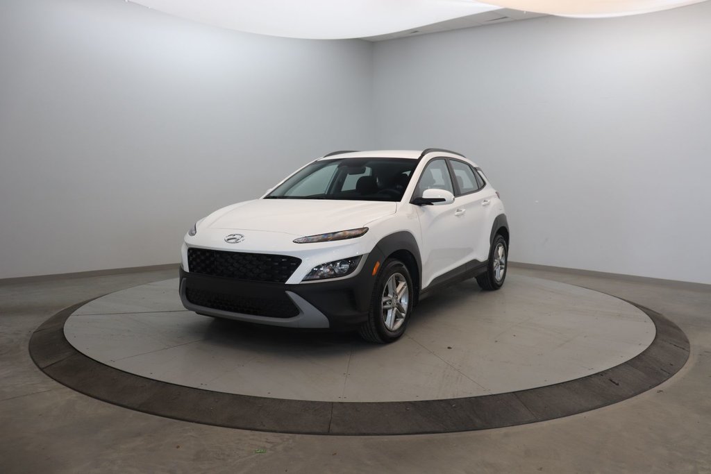 Hyundai Kona Essential 2023 à Jonquière, Québec - 1 - w1024h768px