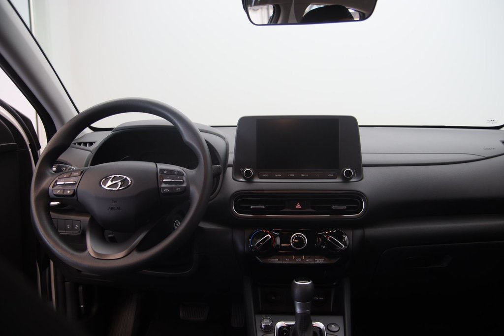 Hyundai Kona Essential 2023 à Jonquière, Québec - 10 - w1024h768px
