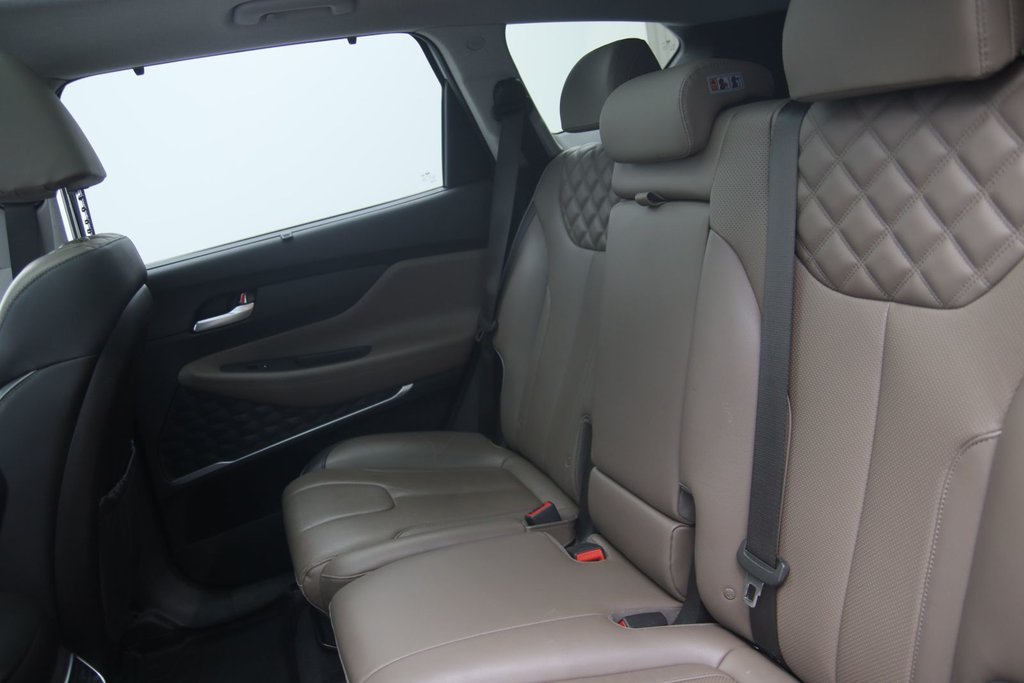 2022 Hyundai Santa Fe Hybrid Preferred in Chicoutimi, Quebec - 10 - w1024h768px