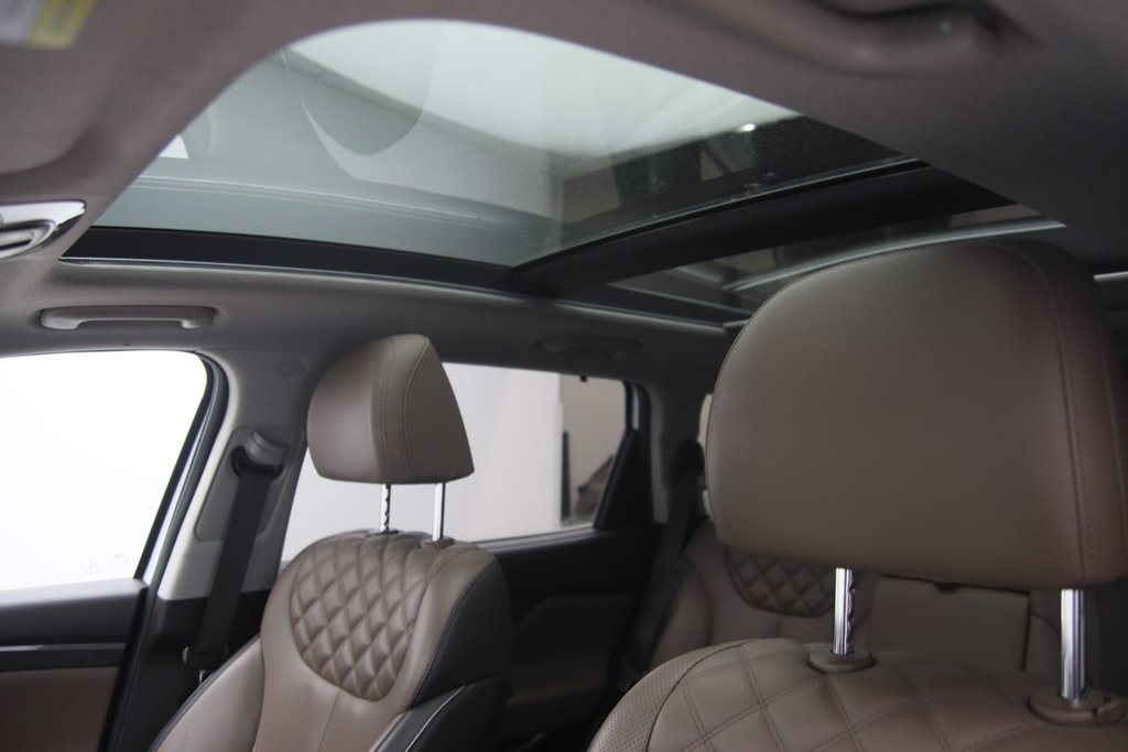 2022 Hyundai Santa Fe Hybrid Preferred in Chicoutimi, Quebec - 8 - w1024h768px