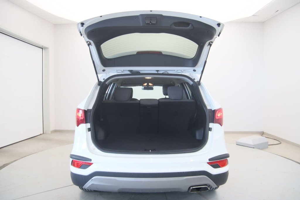 Hyundai Santa Fe Sport  2018 à Baie-Comeau, Québec - 17 - w1024h768px