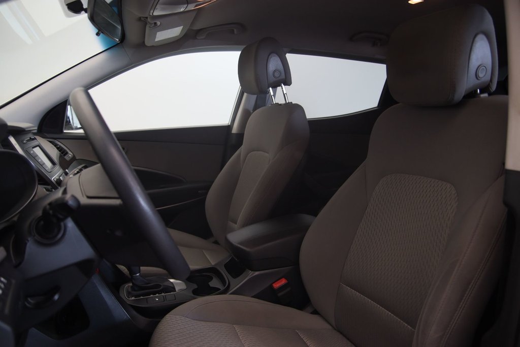 Hyundai Santa Fe Sport  2018 à Baie-Comeau, Québec - 7 - w1024h768px