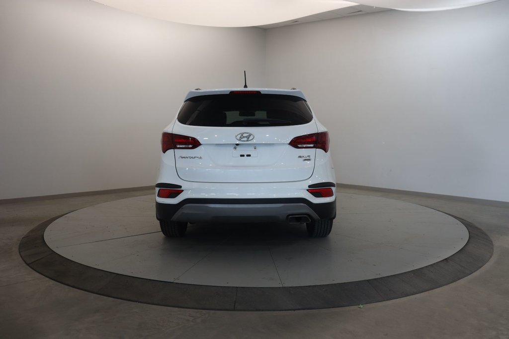 Hyundai Santa Fe Sport  2018 à Baie-Comeau, Québec - 5 - w1024h768px