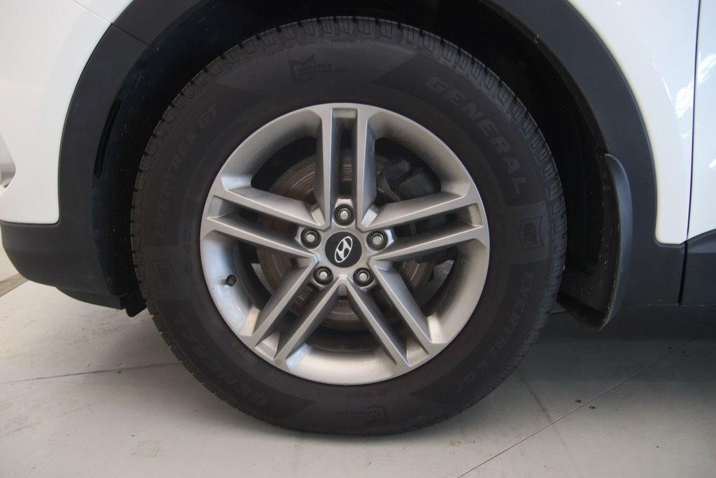 Hyundai Santa Fe Sport  2018 à Baie-Comeau, Québec - 18 - w1024h768px