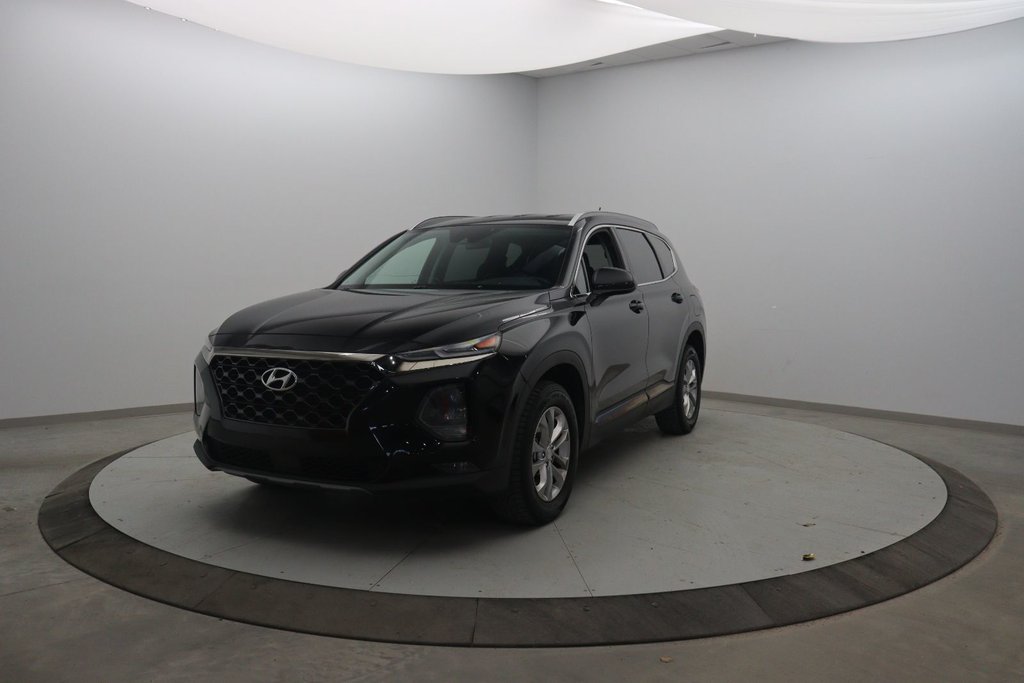 2019 Hyundai Santa Fe Essential in Jonquière, Quebec - 1 - w1024h768px