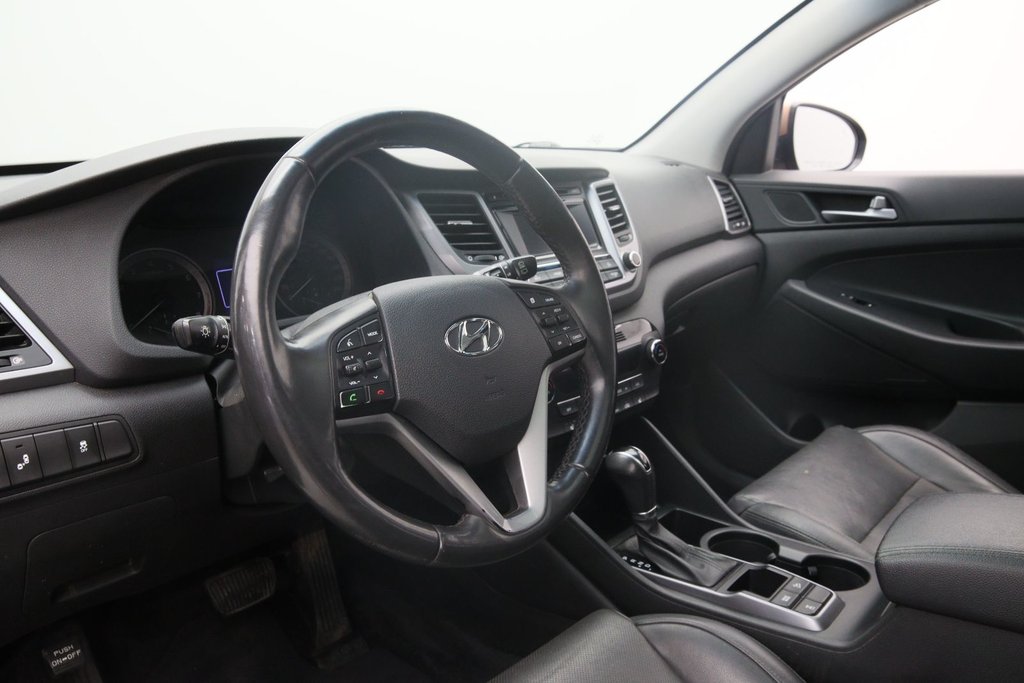 Hyundai Tucson  2017 à Sept-Îles, Québec - 8 - w1024h768px