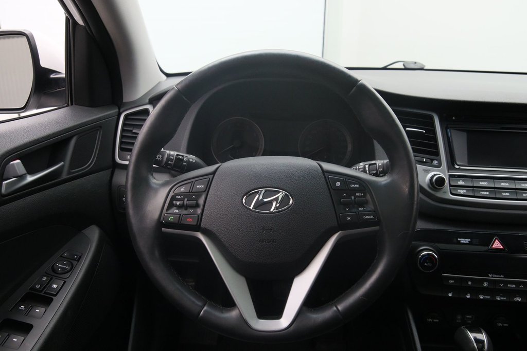 2017 Hyundai Tucson in Sept-Îles, Quebec - 12 - w1024h768px