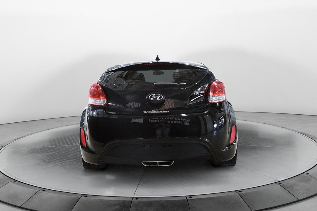 2016 Hyundai Veloster in Sept-Îles, Quebec - 5 - w1024h768px