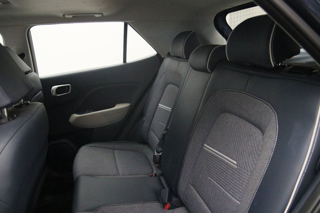 2021 Hyundai Venue in Jonquière, Quebec - 9 - w1024h768px