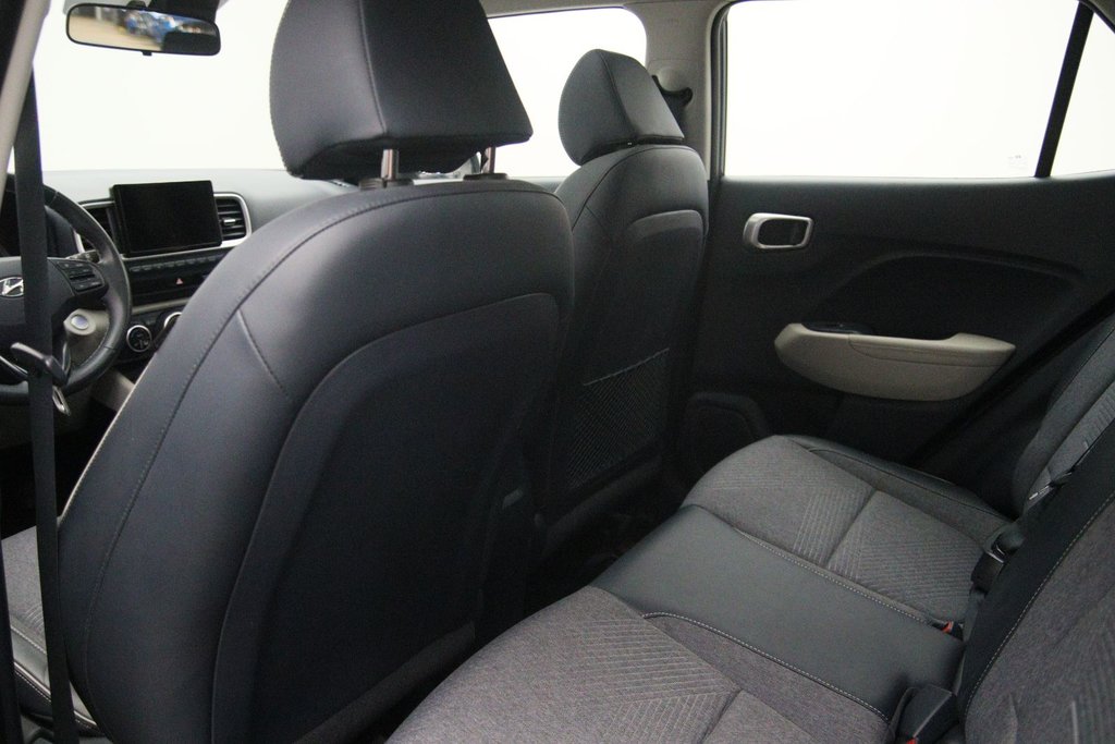 2021 Hyundai Venue in Jonquière, Quebec - 8 - w1024h768px