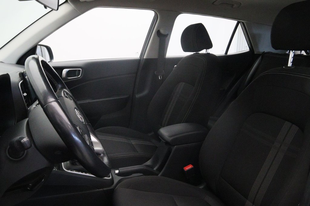 Hyundai Venue  2022 à Jonquière, Québec - 7 - w1024h768px