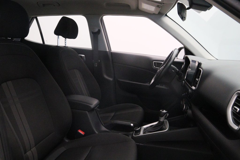 Hyundai Venue  2022 à Jonquière, Québec - 15 - w1024h768px