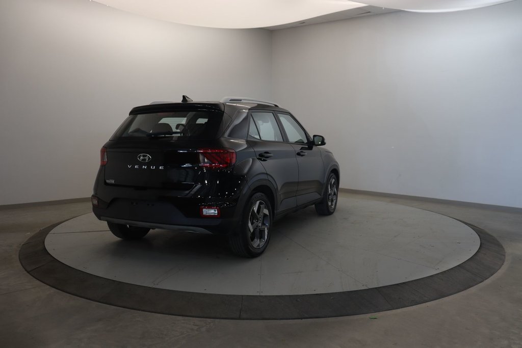 2022 Hyundai Venue in Baie-Comeau, Quebec - 4 - w1024h768px