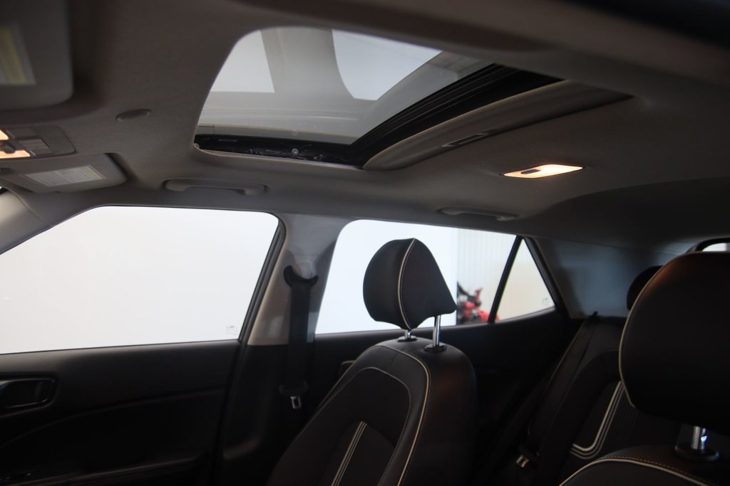 2022 Hyundai Venue in Baie-Comeau, Quebec - 8 - w1024h768px
