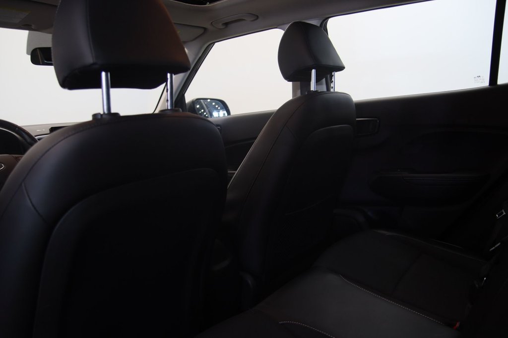 2022 Hyundai Venue in Baie-Comeau, Quebec - 9 - w1024h768px