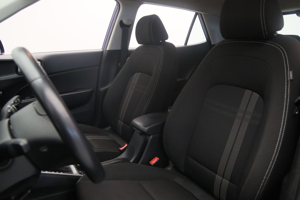 2023 Hyundai Venue in Baie-Comeau, Quebec - 6 - w1024h768px