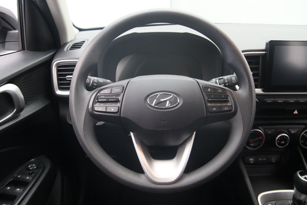 2023 Hyundai Venue in Baie-Comeau, Quebec - 12 - w1024h768px