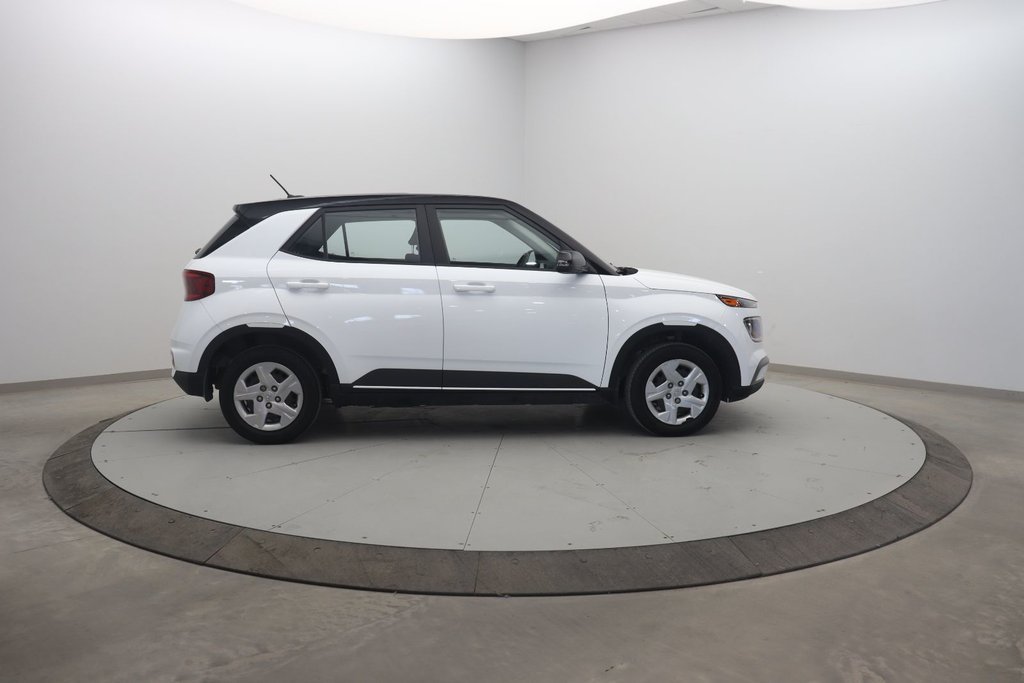 2023 Hyundai Venue in Baie-Comeau, Quebec - 3 - w1024h768px
