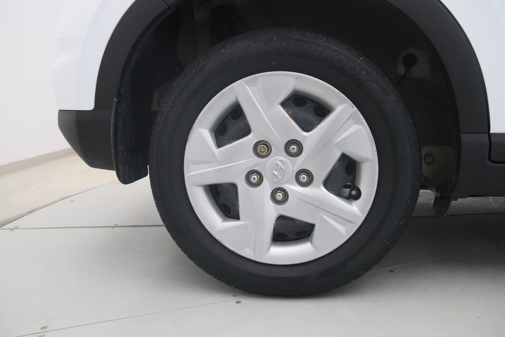 2023 Hyundai Venue in Baie-Comeau, Quebec - 17 - w1024h768px